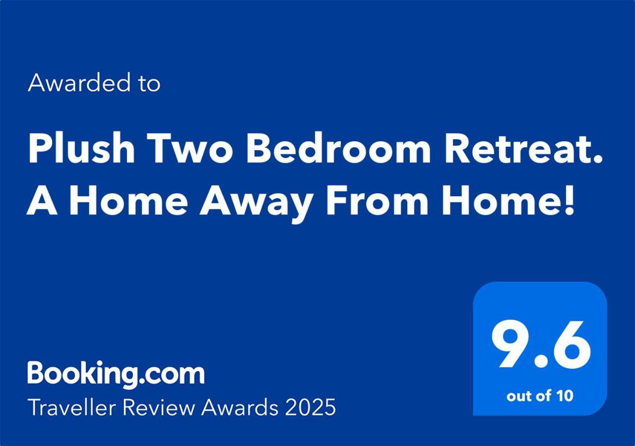 Plush Two Bedroom Retreat. A Home Away From Home! リバーデイル エクステリア 写真